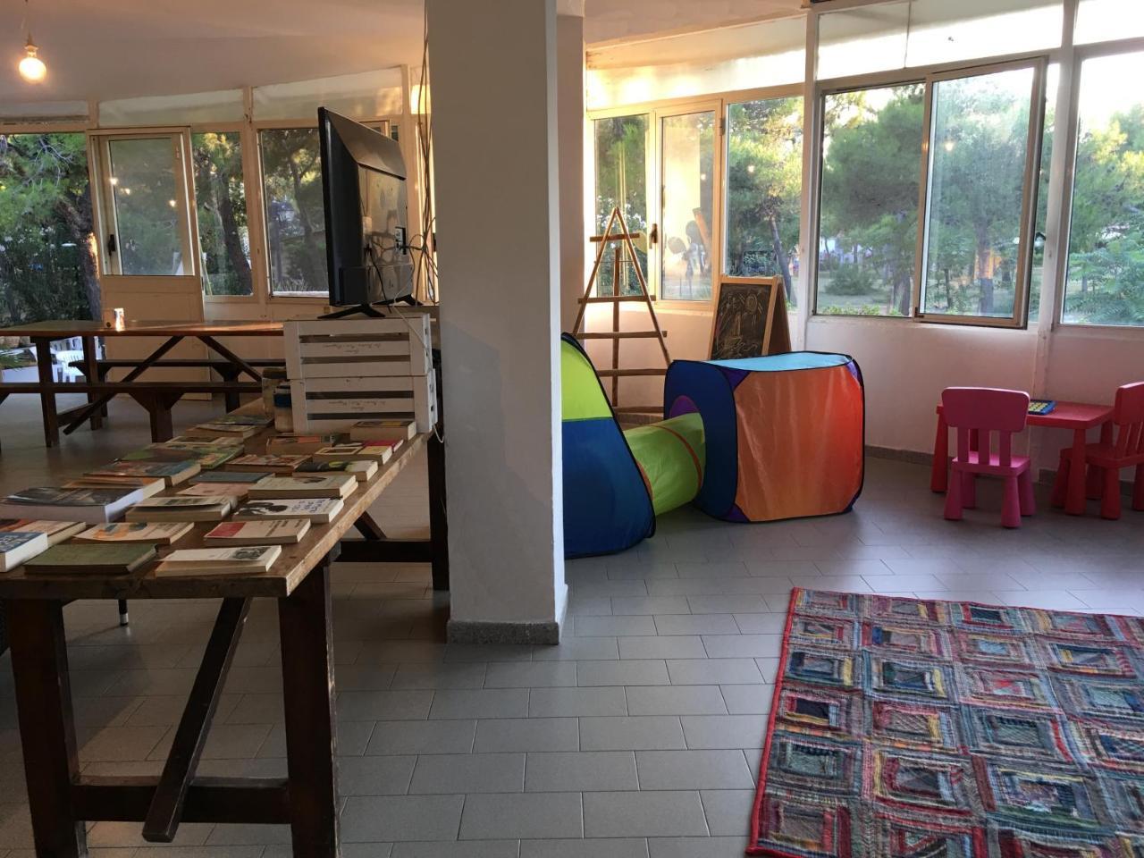 Camping Village Baia Falcone Vieste Bagian luar foto